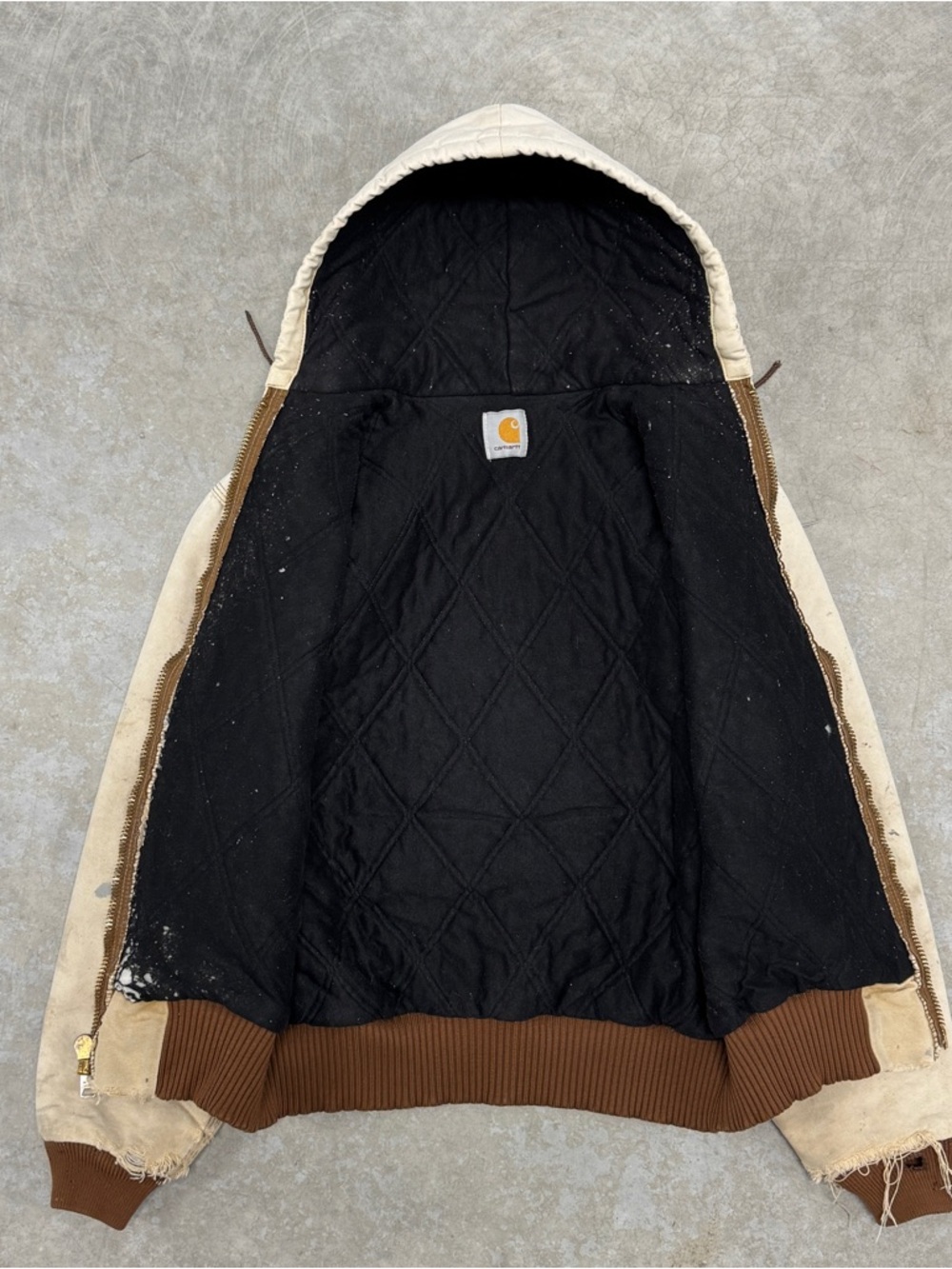 Vintage Carhartt Hooded Jacket - Picture 4 of 11
